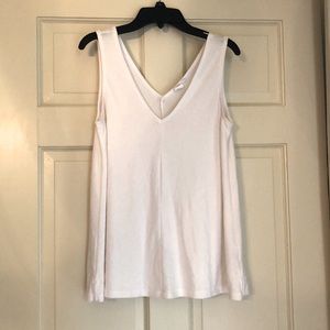 Women’s gap knit tank